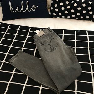 Calvin Klein Jeans size 28 gray color